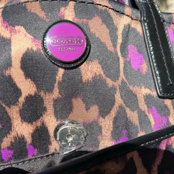 Coach Signature Ocelot Leopard Print Tote & Wristlet ๐๐ - Picture 6 of 13